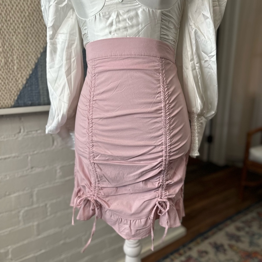 Story On Pink Ruched Panel Ruffle BodyCon Skirt - Picture 3 of 9